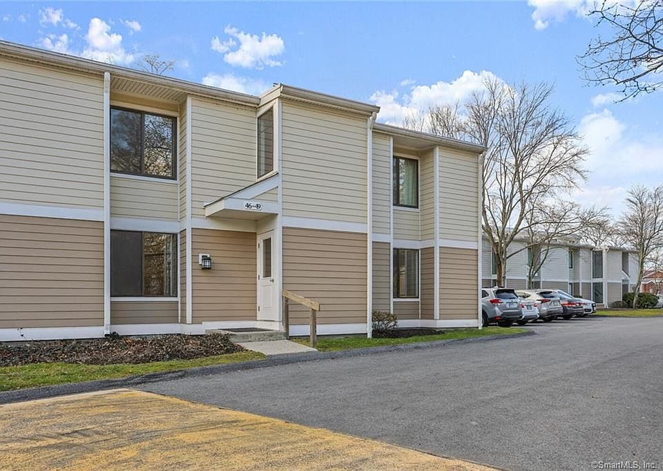 1st image of 48 Olcott Way #48