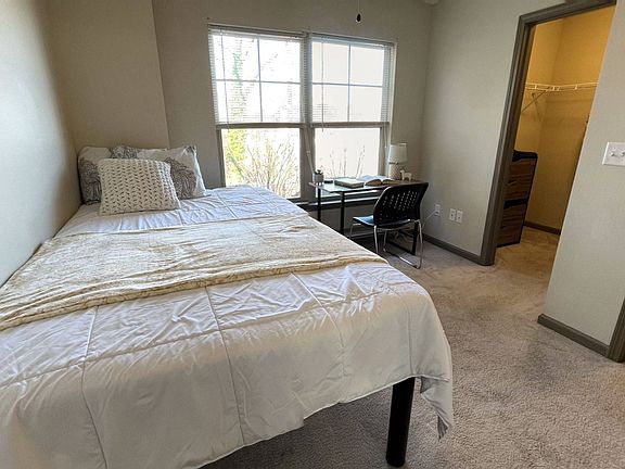 Townhome Bed 1
