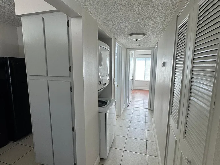 8203 Sun Spring Cir #52 — Photo 7