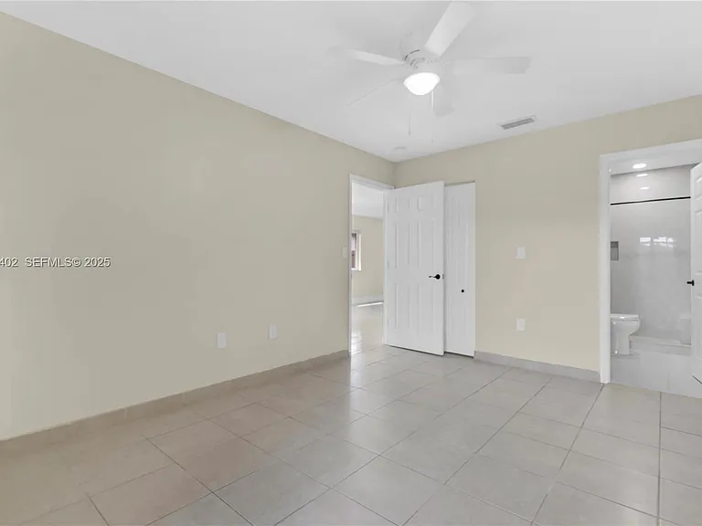 16215 SW 137th Ct — Photo 11