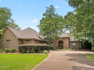 1233 Woodberry Dr, Madison, MS