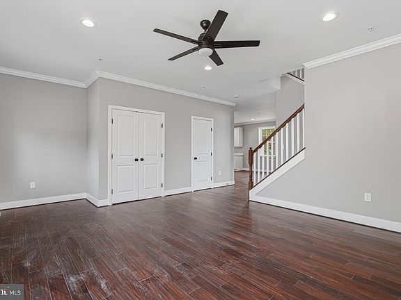 3rd image of 4100 Taylor Ave