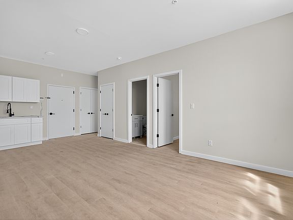 5th image of 5220 Main St