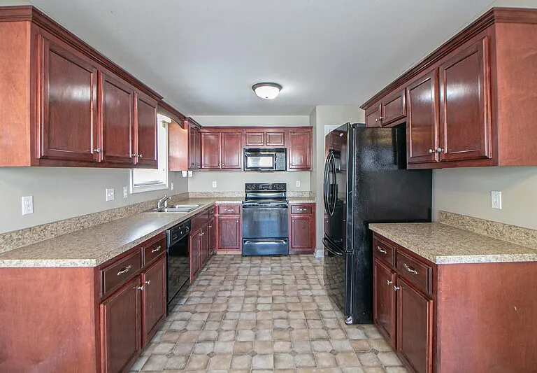 3740 Cindy Jo Dr N — Photo 7