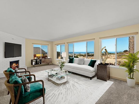 Large living room allows ample space for entertaining with brand new large windows to take in the view. (Picture virtually staged)