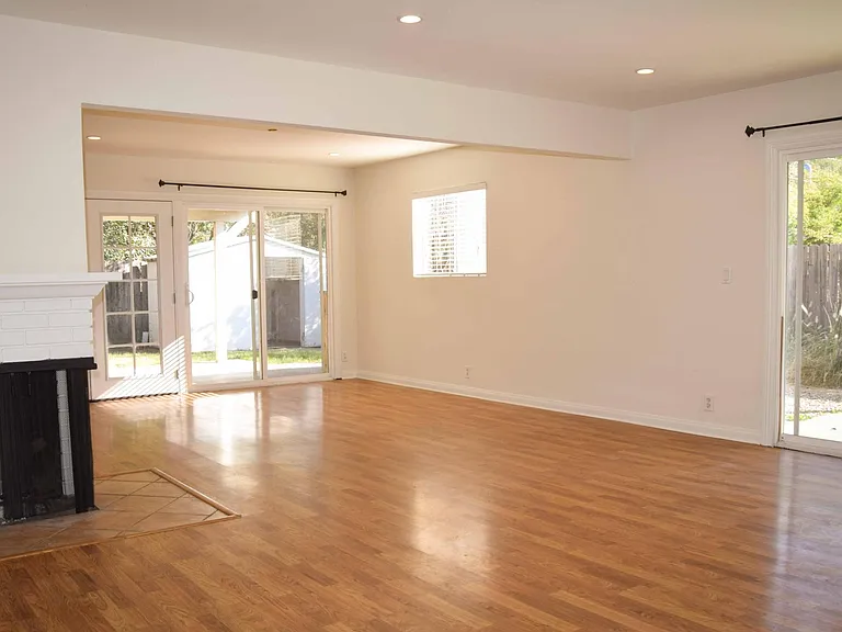 322 Descanso Ave — Photo 12
