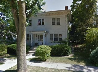 516 W Seminary Ave APT 1E, Wheaton, IL 60187