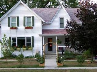 786 Water St, Prairie Du Sac, WI 53578