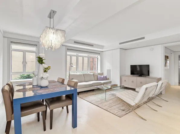 21 East 61st Street image 1 of 14