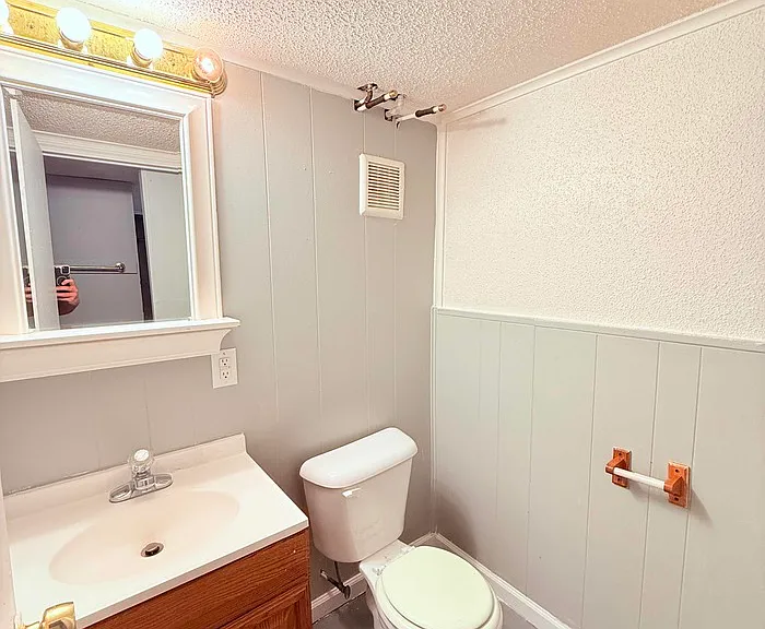 4224 Frazho Rd — Photo 15