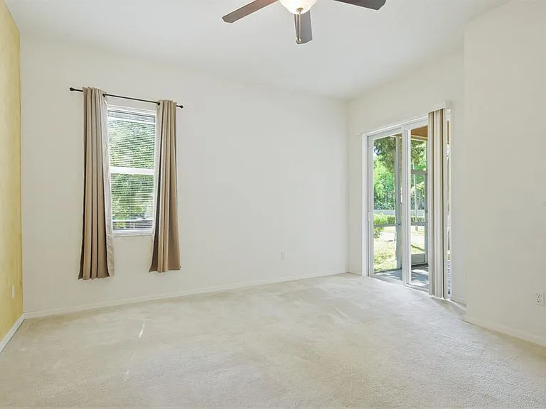 1405 Ridge Ter — Photo 14
