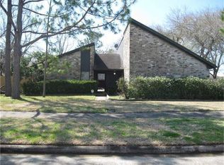 10710 Sagewillow Ln, Houston, TX 77089