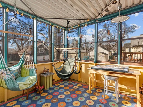 1036 James Ave, Albert Lea, MN 56007