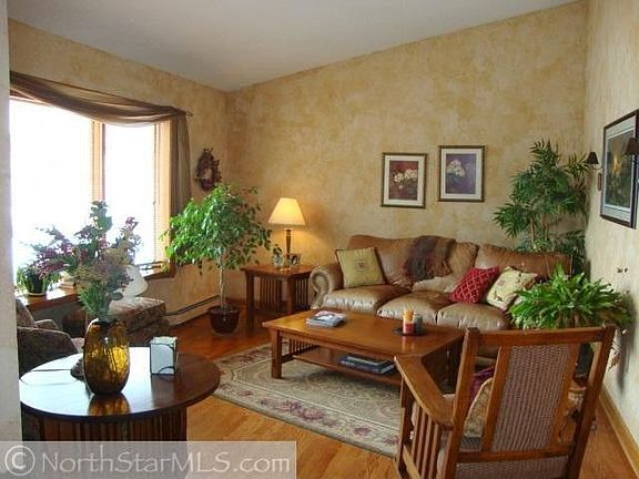 3rd image of 113 Mitchells Ct