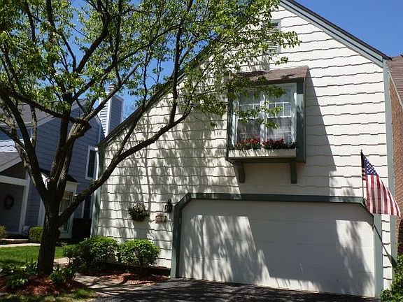 2nd image of 88 Whittington Crse