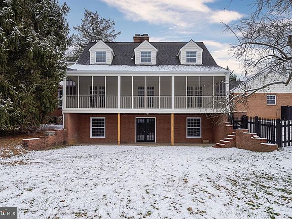 2nd image of 17747 Silcott Springs Rd