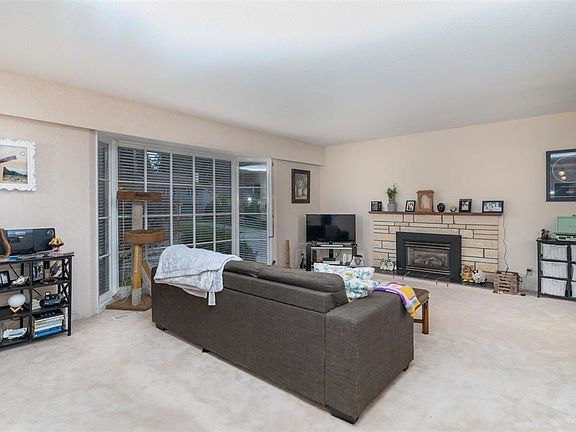 3rd image of 11275 Kendale Way
