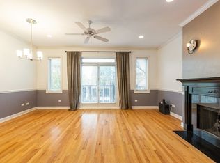 3249 N Racine Ave APT 2, Chicago, IL 60657