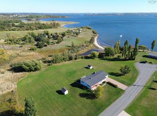 12 Lake Shore Dr, Pictou, NS B0K1H0