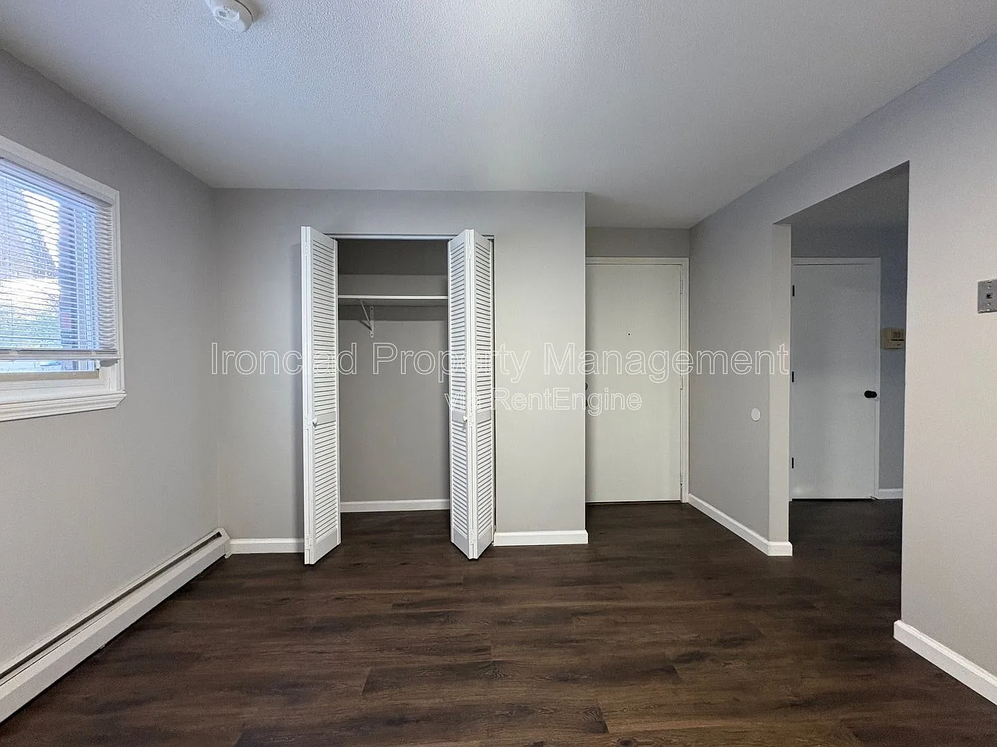 1 bed, 1.0 bath, 850 sqft, $1,357 — Photo 4