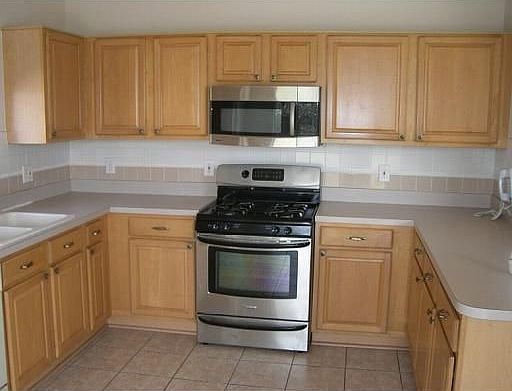 3rd image of 14240 Portrush Dr