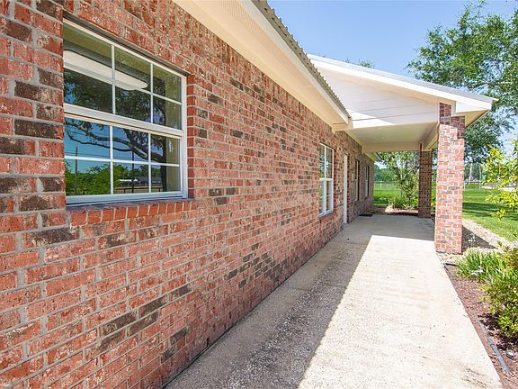 4th image of 1112 Crenshaw Rd
