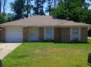 711 Magnolia Ave, Crosby, TX 77532