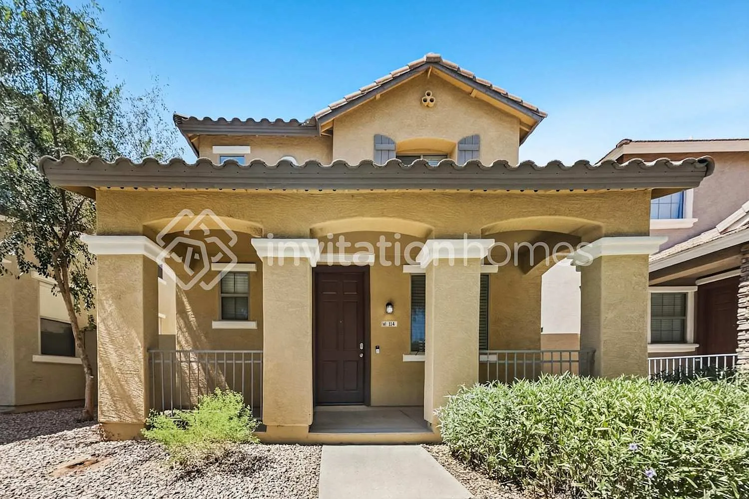 114 E Palomino Dr Gilbert, AZ 85296 — Photo 1