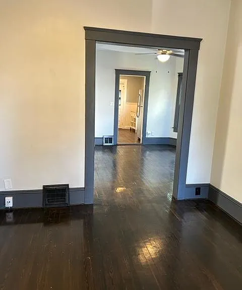 2582 W 10th St — Photo 23