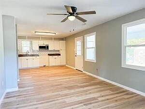2nd image of 205 Woodstock Ln