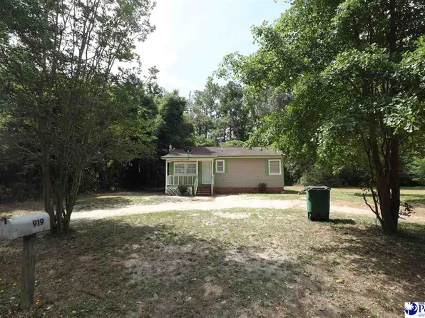 919 Gibson St, Hartsville, SC 29550