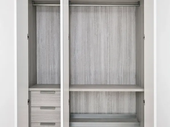 32 East 1st Street image 5 of 13