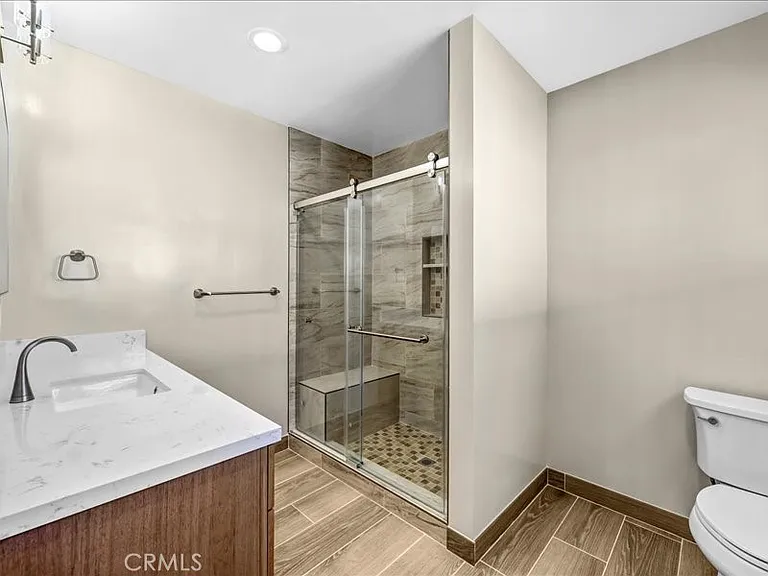 1315 W Valleyheart Dr — Photo 22