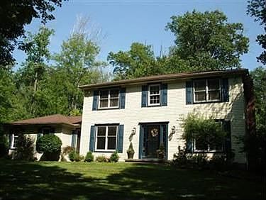 3rd image of 16611 Mohican Trl
