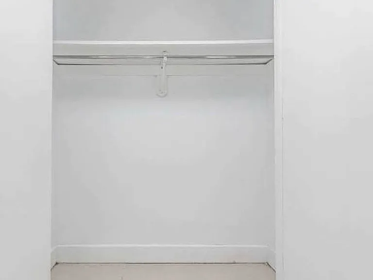 16 Meserole St #1B — Photo 6
