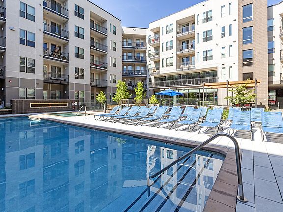 Resort Style Swimming Pool