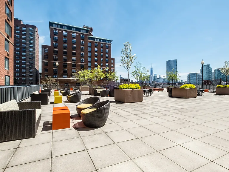 77 Park Avenue — Photo 29
