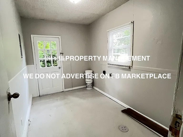 110 S Annie St — Photo 8