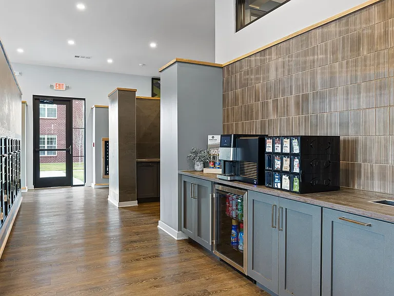 Borough 33 Apartments — Photo 13