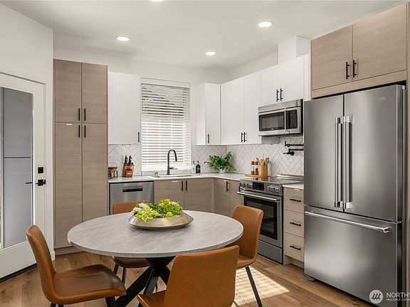 5th image of 1407 N 103rd Street