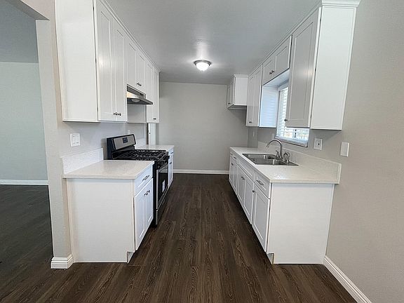 3rd image of 4205 Evart St #I
