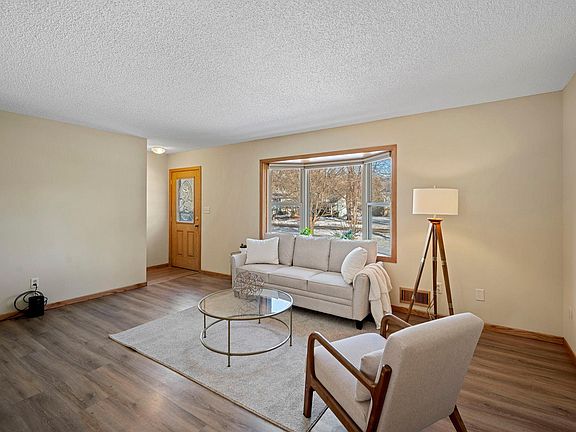 2nd image of 26648 Feriday Ave