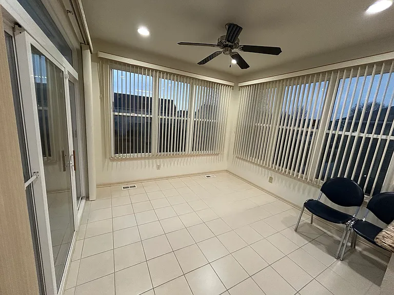 Dinning or Sunroom