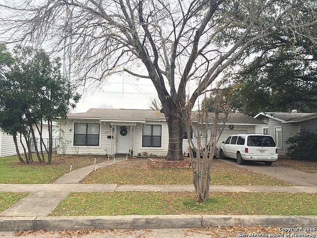 1st image of 222 Edgebrook Ln