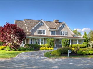10 Sea Stones Dr, Portsmouth, RI 02871