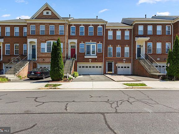 4th image of 22056 Dilworth Sq