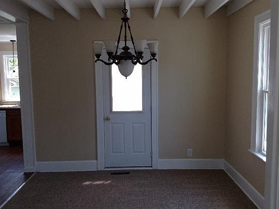 4th image of 600 N Walnut St
