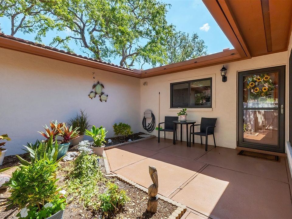 1st image of 6304 Pelican Dr