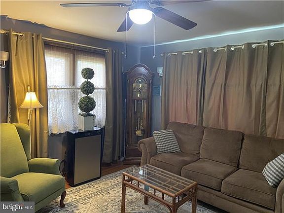 2nd image of 5 Radcliff Ave