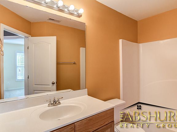 2nd image of 2136 Sunny Cove Dr #1